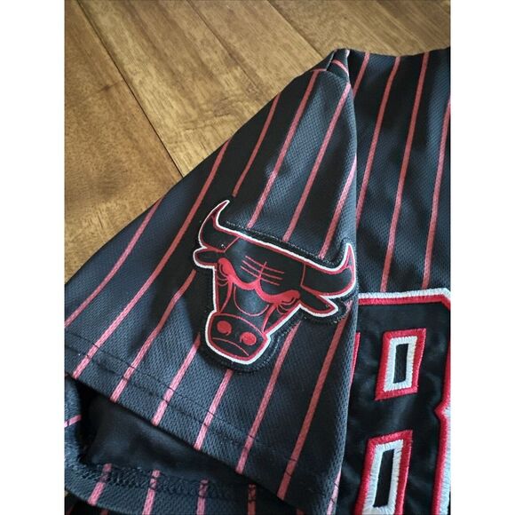 Chicago Bulls Baseball Jersey Men L‎ Spellout Black Pinstripe Basketball 90s Vtg - Picture 4 of 15
